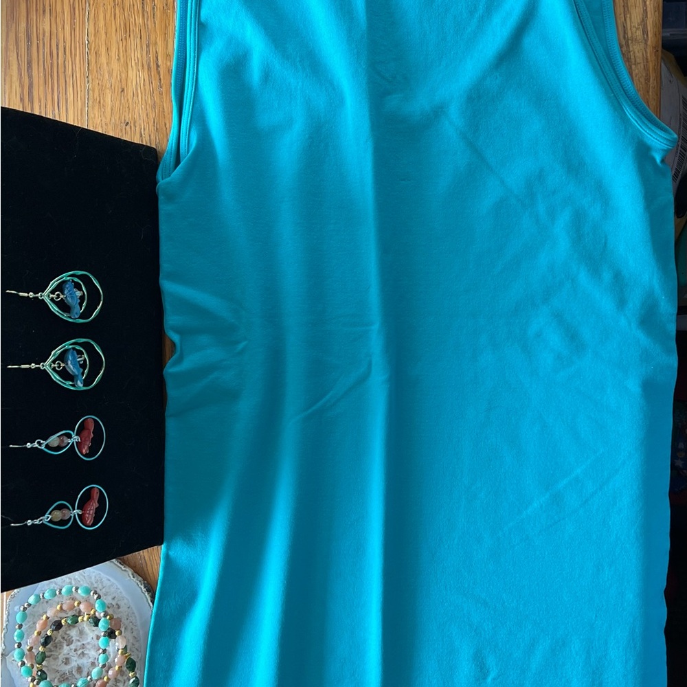 Teal Tank Top by Zenana Outfitters - Picture 4 of 10